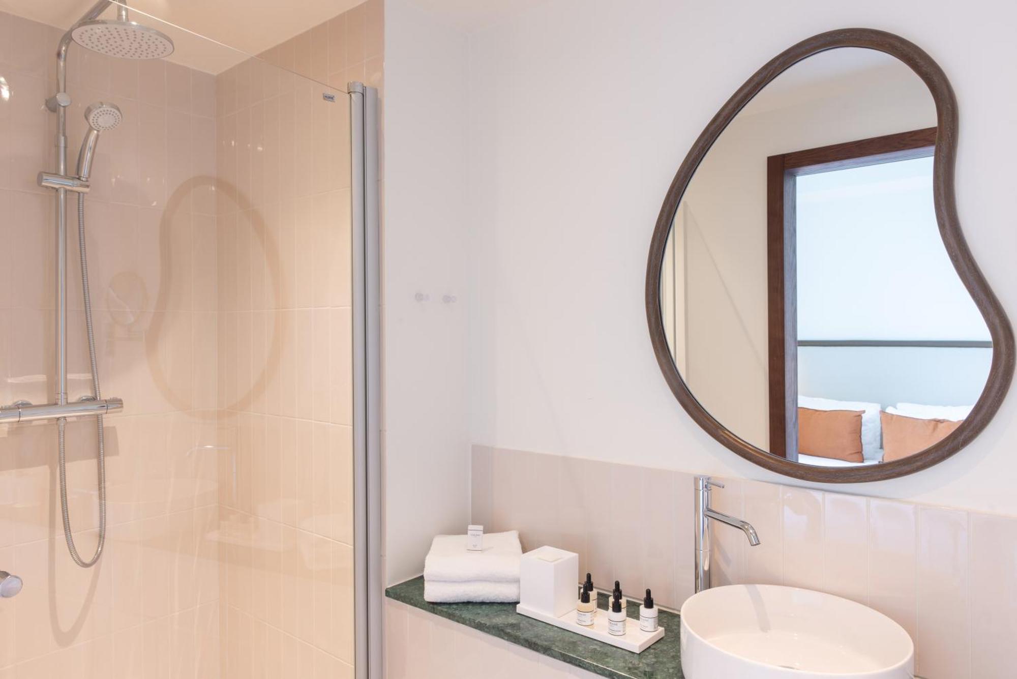 Le Lampika Hotel Paris Værelse billede