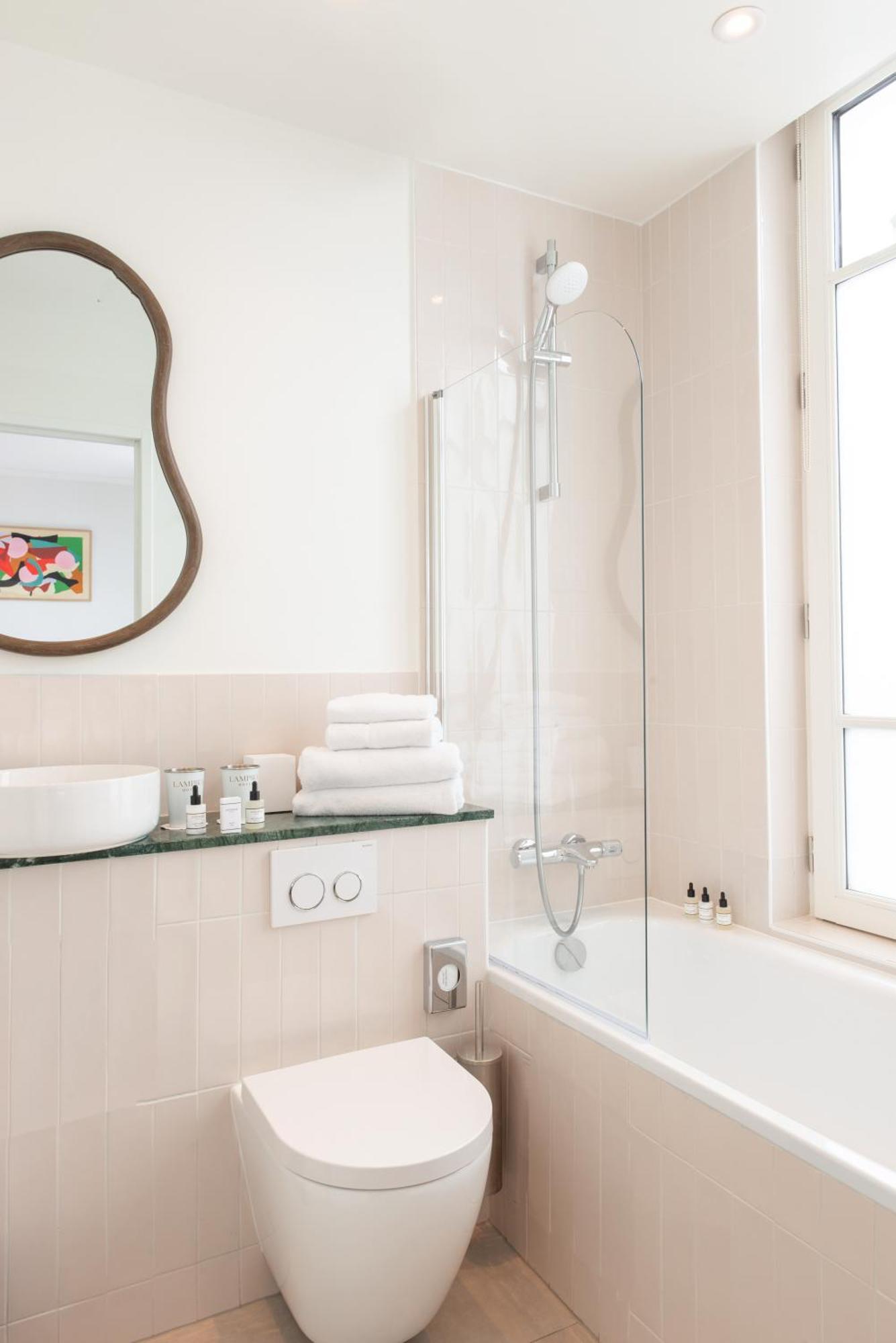 Le Lampika Hotel Paris Værelse billede