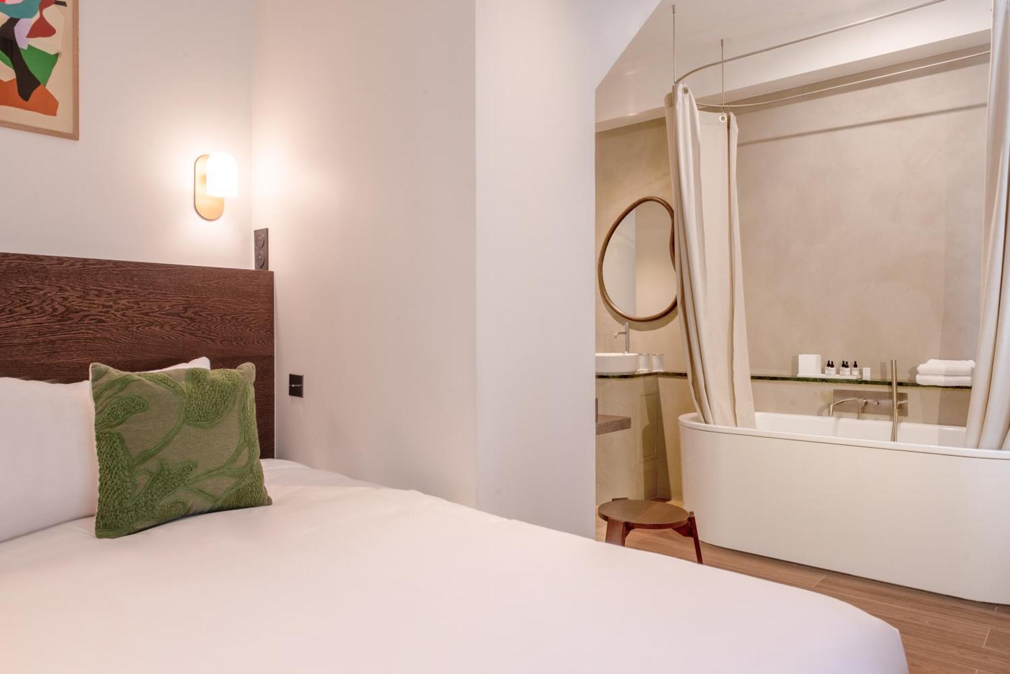 Le Lampika Hotel Paris Værelse billede