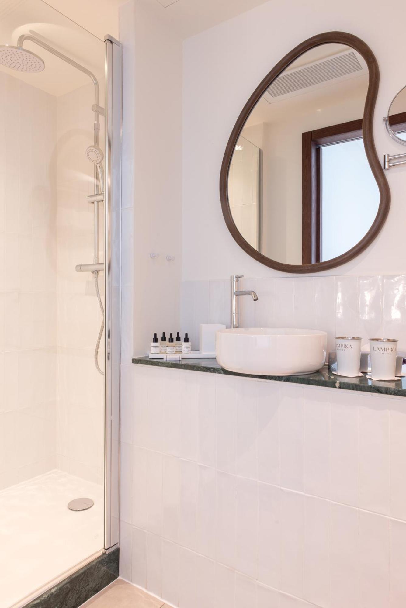 Le Lampika Hotel Paris Værelse billede